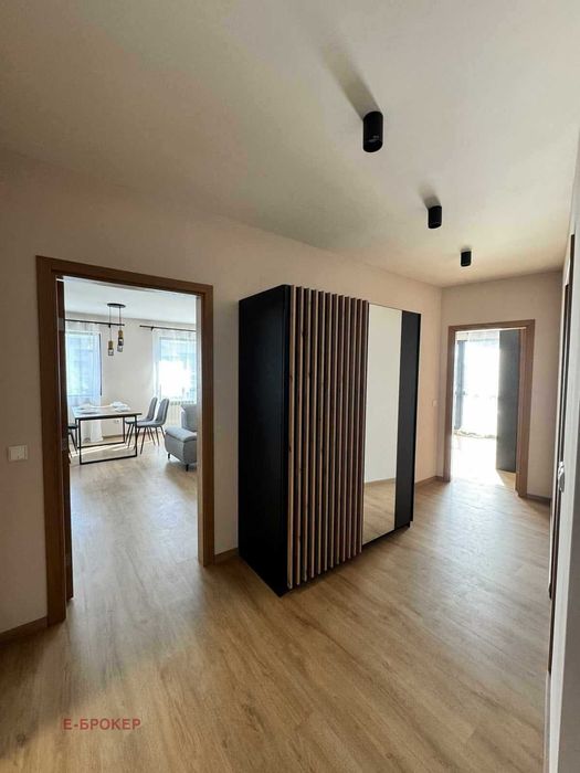 Продава се Двустаен апартамент в София, Банишора - 68 кв.м за 1471 €/кв.м - Снимка #2