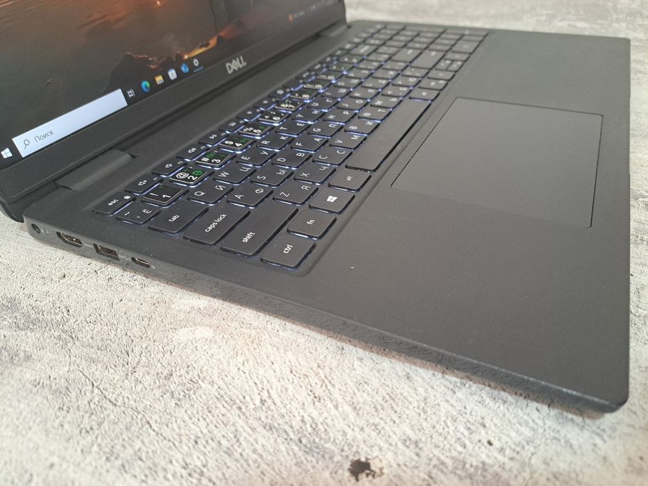 Продам ультрабук DELL LATITUDE 3520 (идеал)