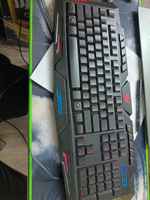 Клавиатура игровая