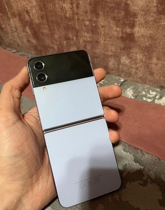 Samsung Z Flip 4 256 гб