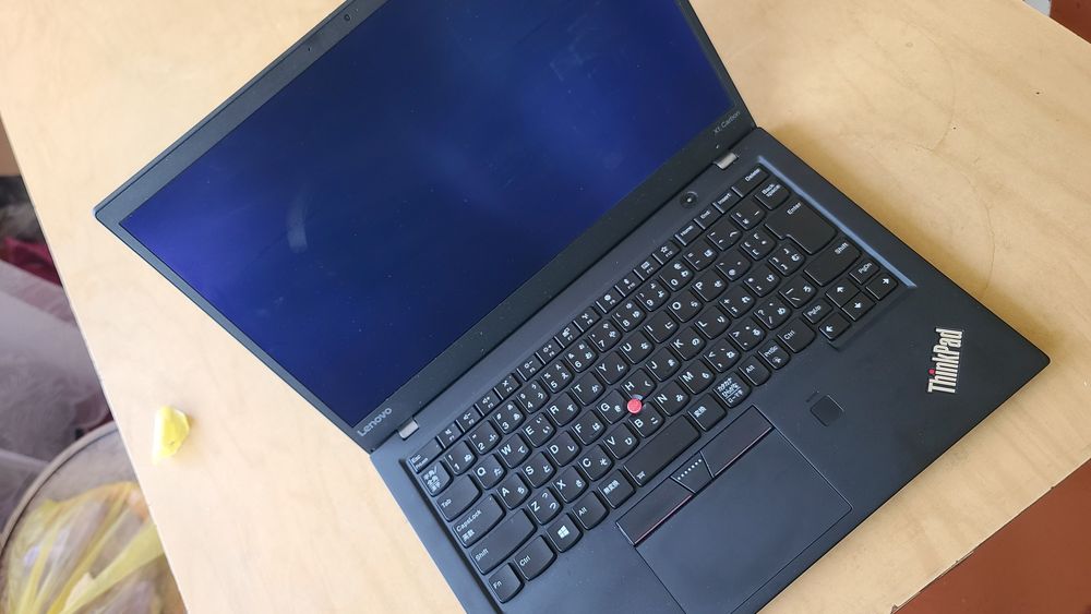 Lenovo ThinkPad X1 Carbon — i5 8/128