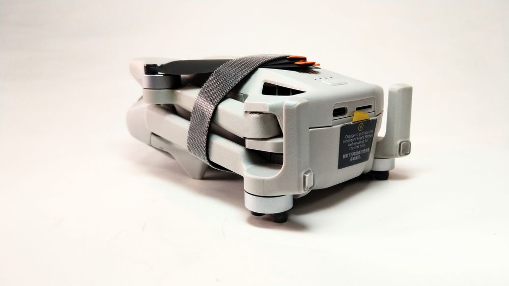 DJI Mini 3 квадрокоптер
