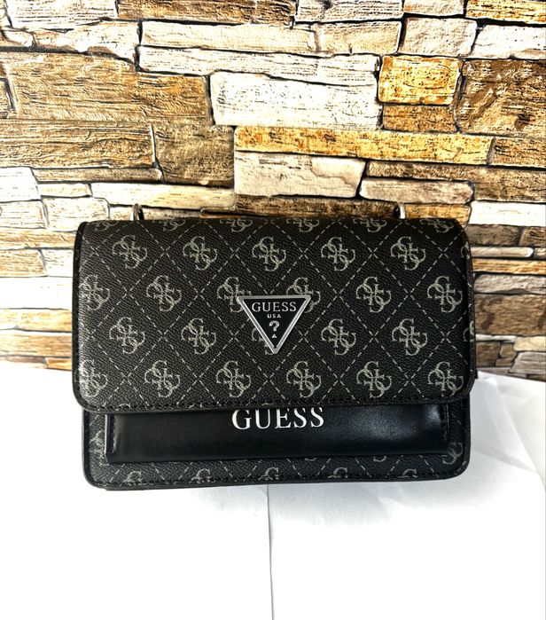 Чанта  потмоне Guess