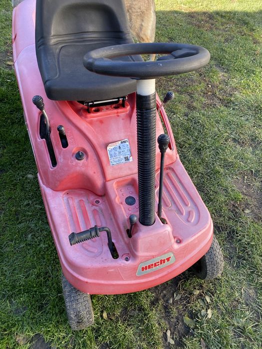 Tractoras de gazon Hecht 5161