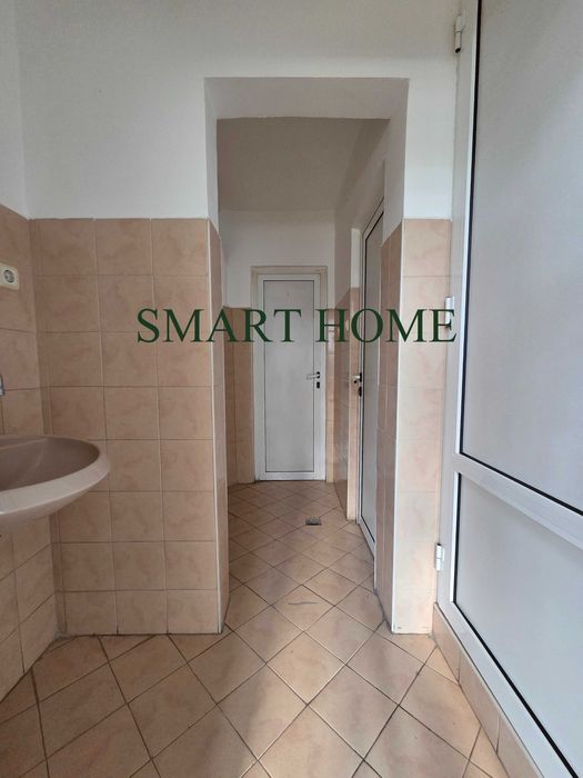 Дава се под наем Магазин в Лясковец - 176 кв.м за 918 € - Снимка #5