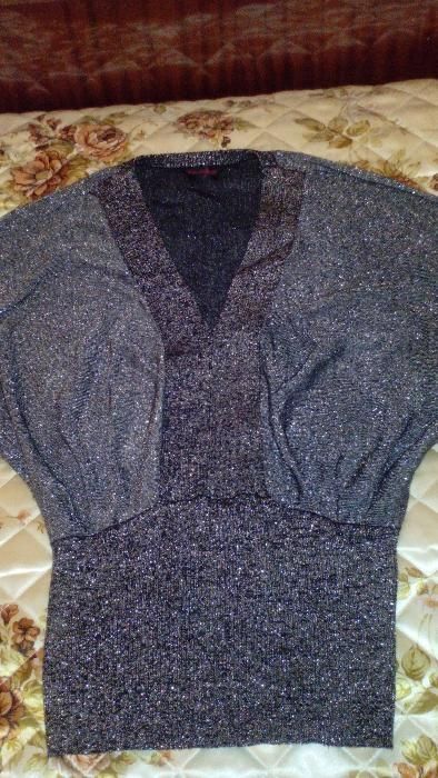 Дамска блуза лъскава - 8 лв