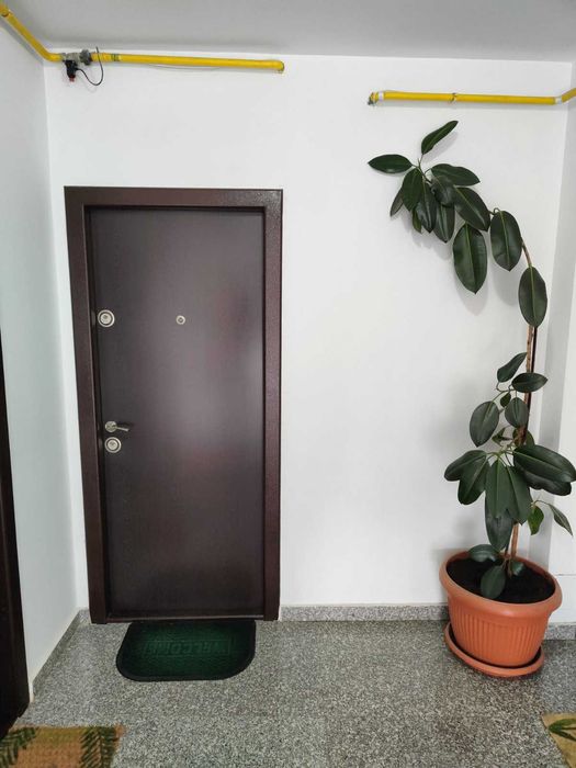 Pers fizica inchiriez apartament mobilat -utilat modern loc de parcare