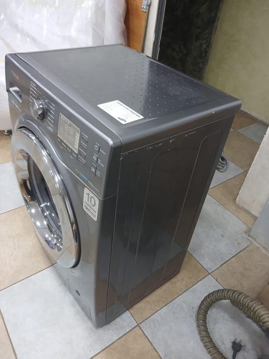 Продам стиральную машинку