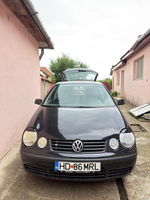 Vând Volkswagen polo