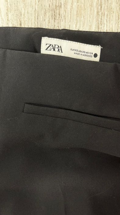 Официален панталон на ZARA