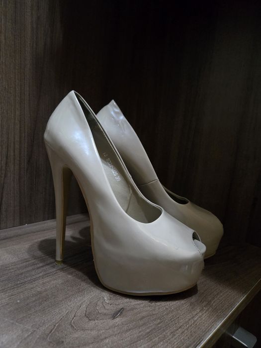 Женская обувь/туфли