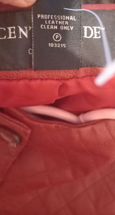 Geaca din piele naturală  rosu inchis