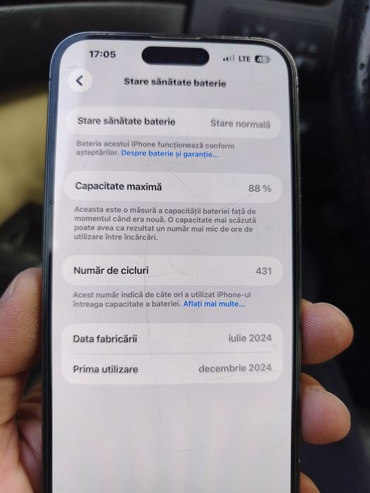Vând iPhone 15 Pro Max