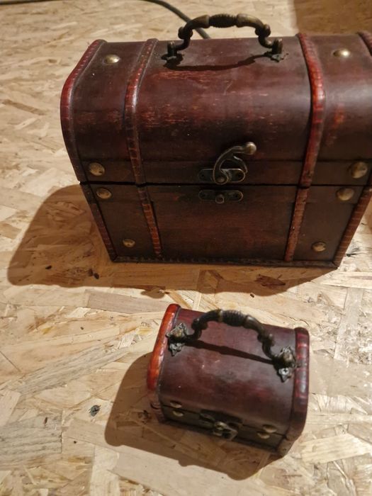 Vind set cuti lemn