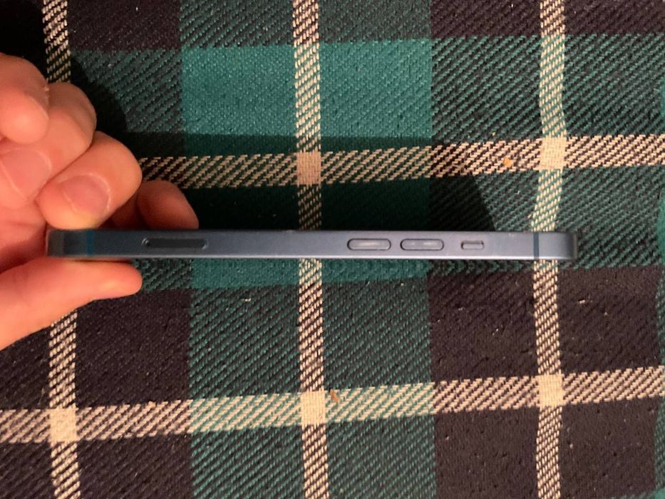 Продам Iphone 13 250к