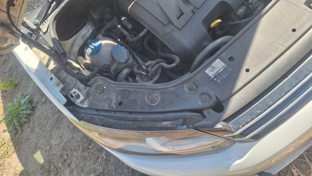 Motor 1.6 cayc 105 cp turbina injectoare  passat b6 skoda 2 golf 6 sea