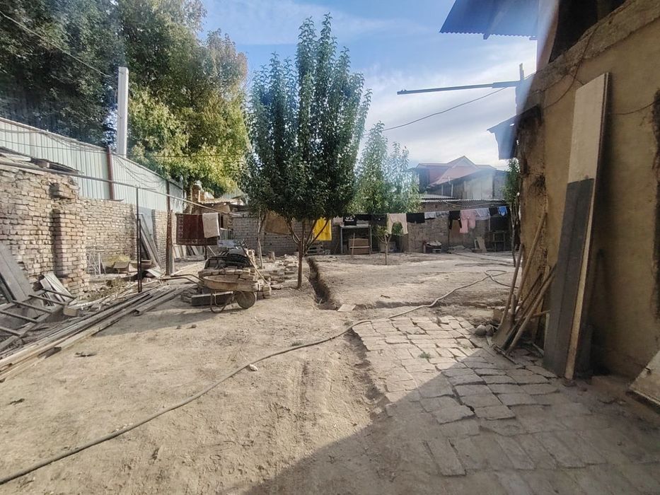 Земельный участок,дом