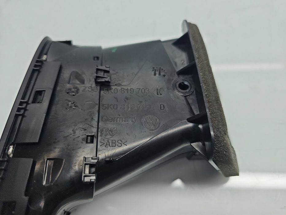 Grila aerisire spate Volkswagen Golf 6 (5K1) [Fabr 2009-2013] 5K08197