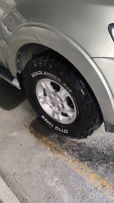 Автомобиль Mitsubishi Pajero