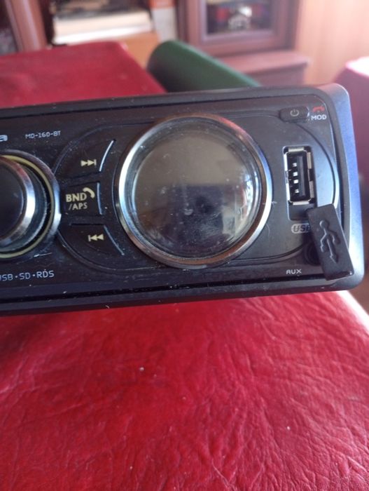 Radio Mp3 player USB - SD Card  Aux Auto