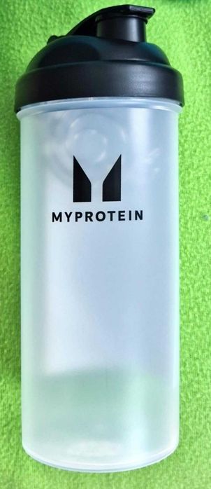 MyProtein Пластмасов шейкър + Спортна бутилка за вода- прозрачен/черен