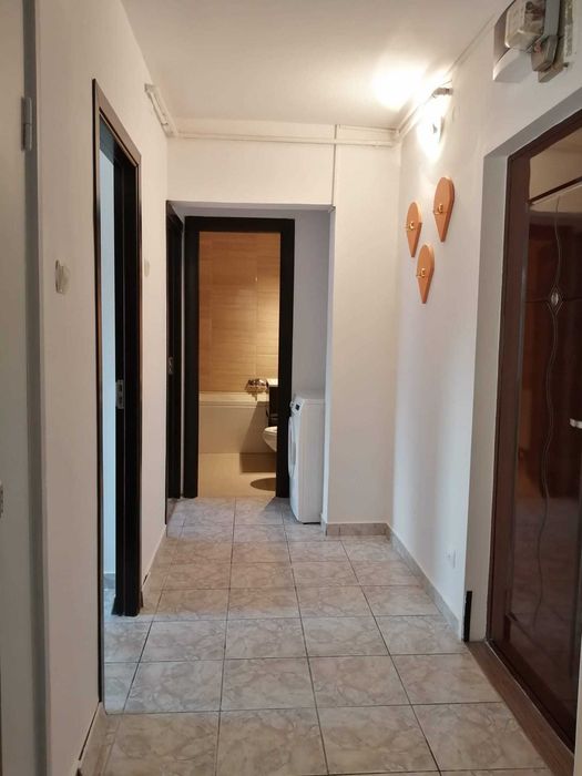 Apartament de închiriat 2 camere decomandat