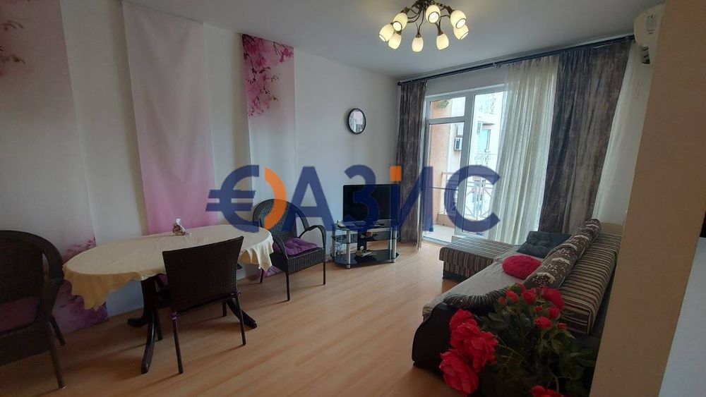 Продава се Тристаен апартамент в к.к. Слънчев бряг - 72 кв.м за 791 €/кв.м - Снимка #2