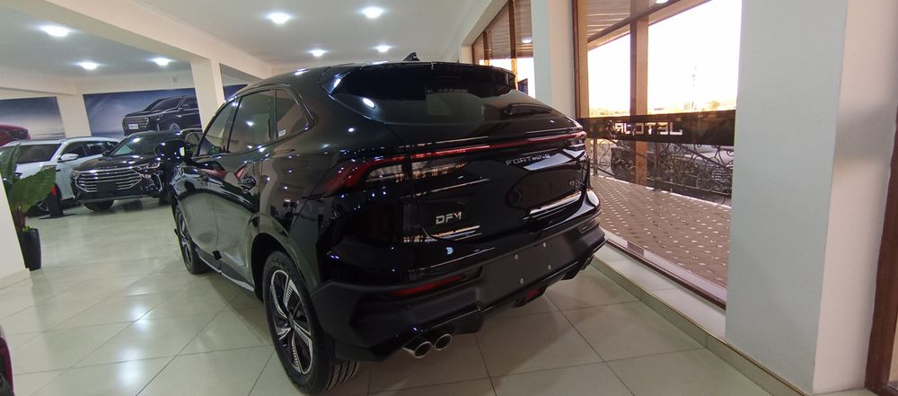 Dongfeng T5 EVO avtomobili 1.5 atmosferali gibrid