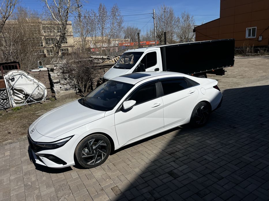 Продам хюндай элантра 2024 год