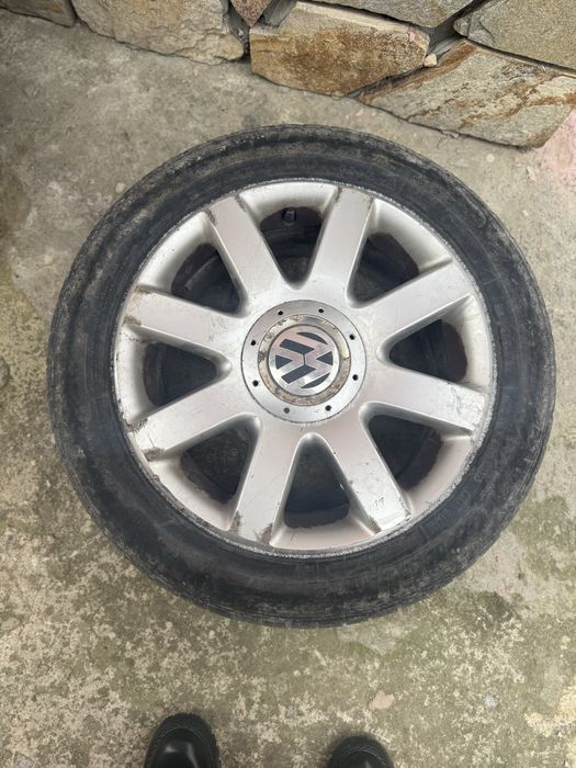 Алуминиеви джанти за VW с гуми