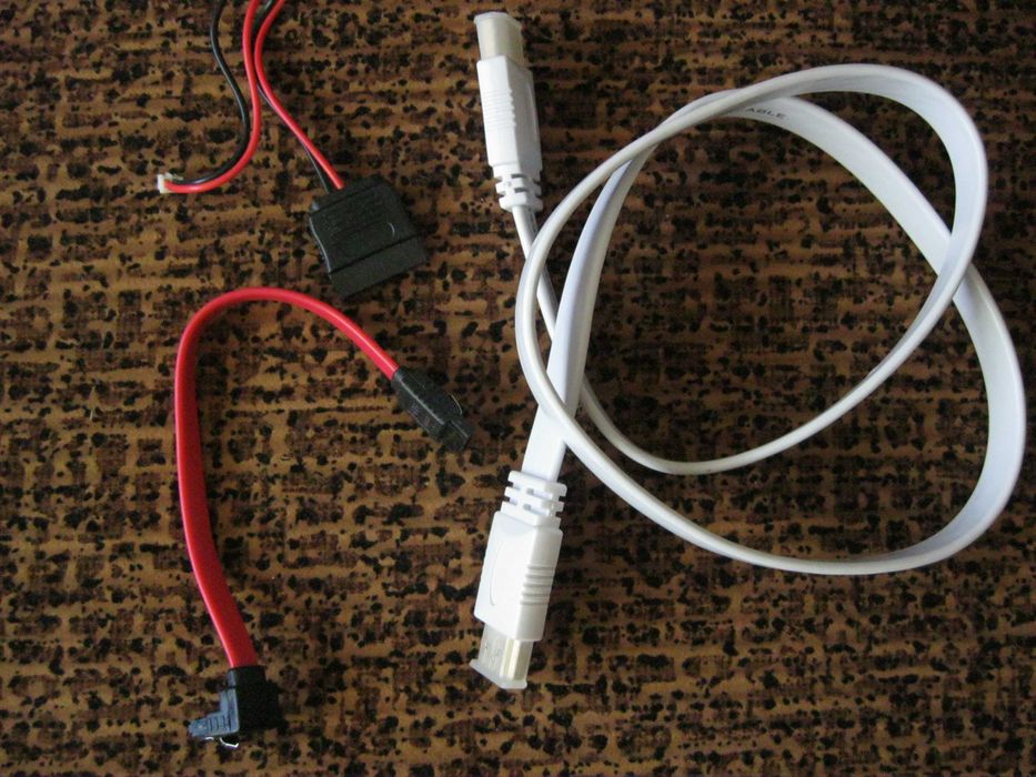 Микрофон, кабель USB OTG, HDMI High Speed, micro USB