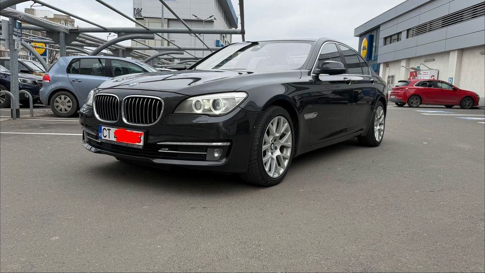 BMW Seria 7 BMW F01 XDrive 730  2013