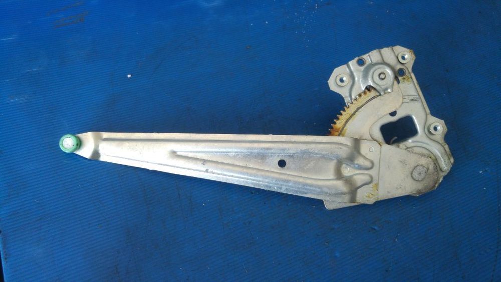 macara manuala usa stanga spate opel agila b