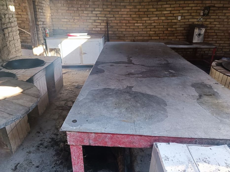 Срочно продается алюминиевый стол