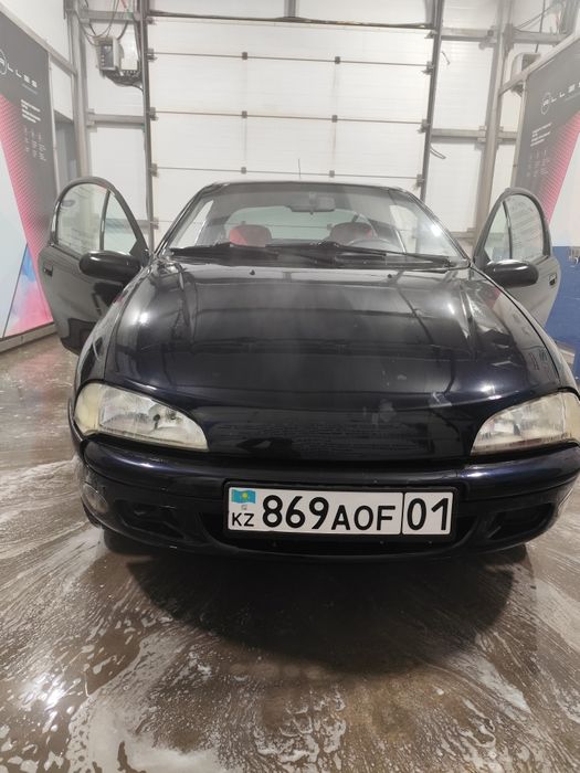 Продам машину Opel tigra