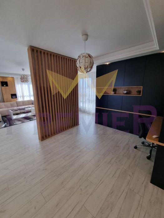 Продава се Тристаен апартамент в София, Полигона - 384 кв.м за 1040 €/кв.м - Снимка #4
