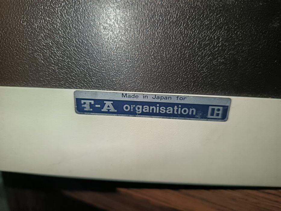 Mașina de scris Triumph Junior 10