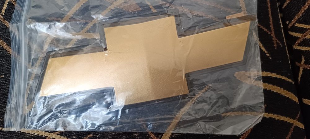 Предна емблема за CHEVROLET CAPTIVA