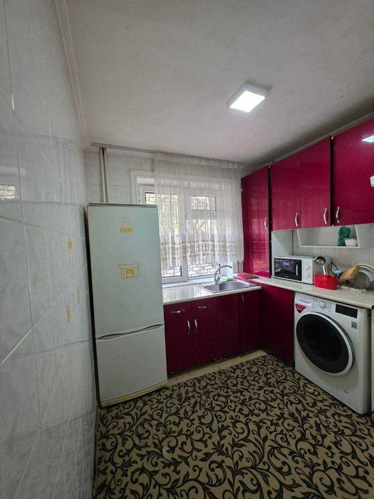 2 хонали 1чи каватда жойлашган квартира сотилади