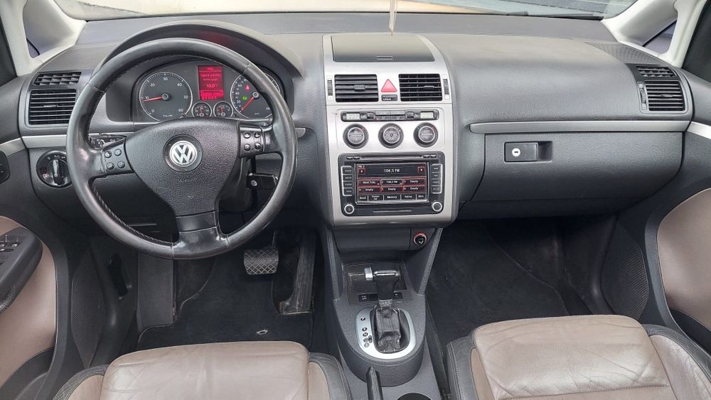 Vw Touran 2.0 TDI 2008 7 LOCURI AUTOMAT