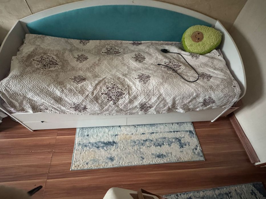 Кровать односпальняя