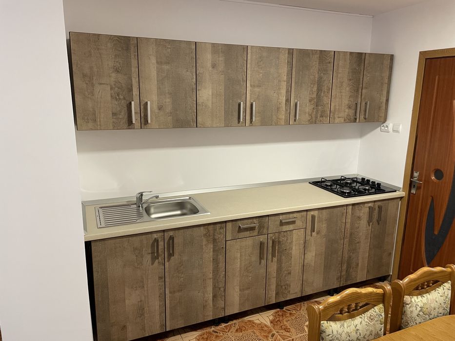 Inchiriez sau vand apartament 4 camere