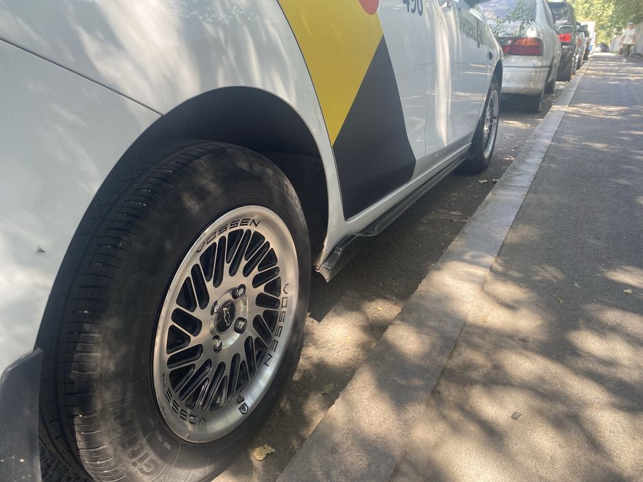 Продам Диски Vossen