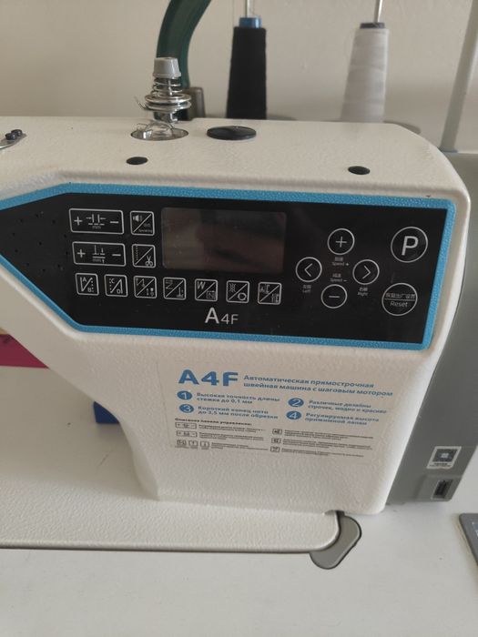 Продам швейную машину Jack A4F автомат