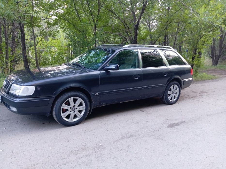 Ауди100 с4 универсал