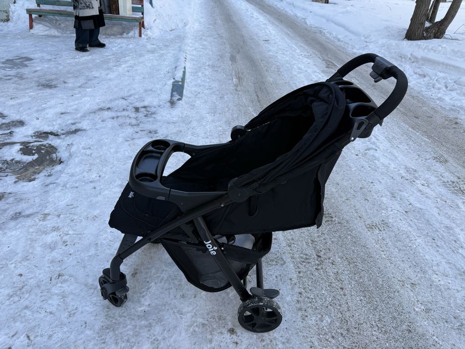 Коляска прогулочная Joie muze Lx