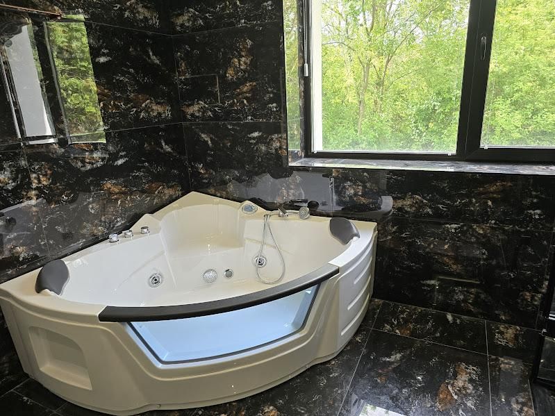 Продава се Къща в с. Драгичево, Област Перник - 320 кв.м за 814 €/кв.м - Снимка #7