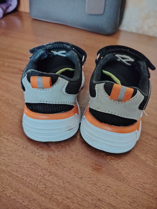 Кроссовки для мальчика