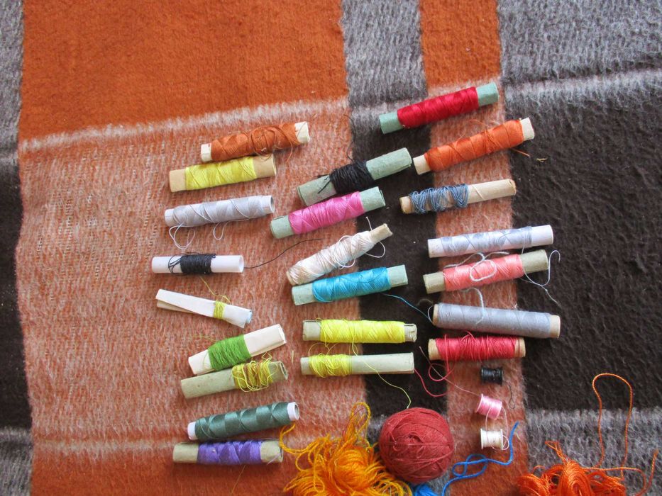 Макари,калерчета и игли за шиене разнообразни