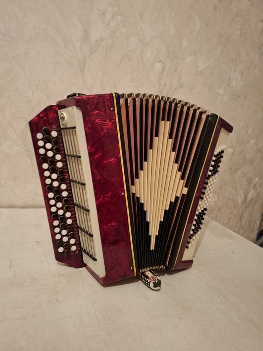 Продаётся баян молодечно